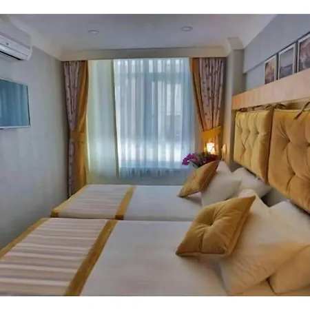 Just Hotel